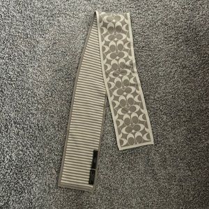 100% merino wool coach signature scarf